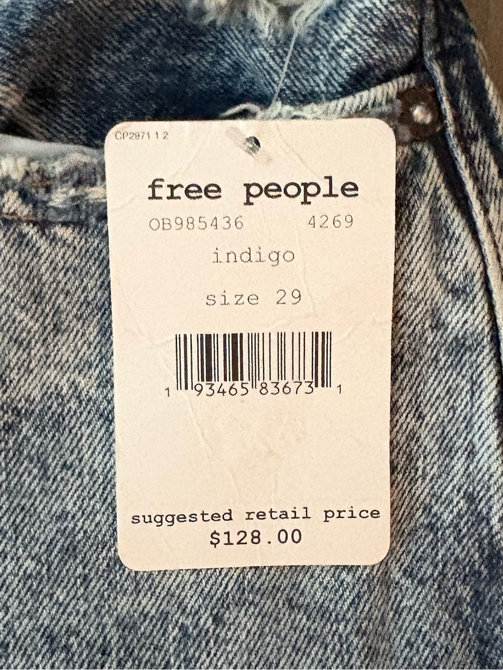NWT Free People Washed Light Blue Distressed Boyfriend Jeans size 29 - Picture 8 of 8